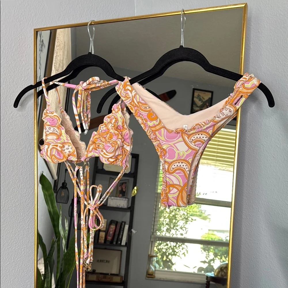 Blackbough Colorful Paisley Bikini Set medium - Picture 1 of 6